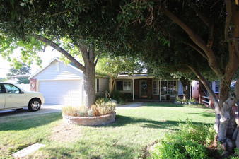 23321 8th St - Newhall