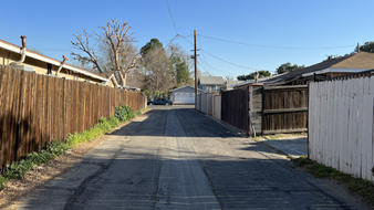 Enlarge photo 1