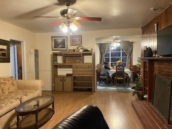 Enlarge photo 35