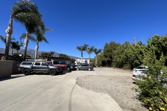 Enlarge photo 83