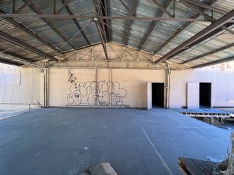 Enlarge photo 32