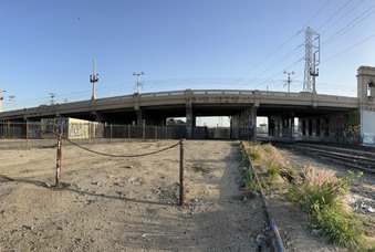 Enlarge photo 18