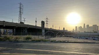 Enlarge photo 24