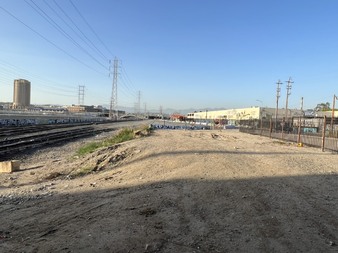 Enlarge photo 16