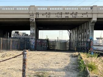 Enlarge photo 21