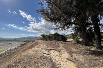 Enlarge photo 18