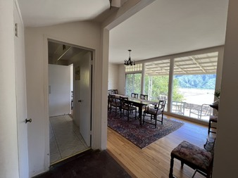 Enlarge photo 28