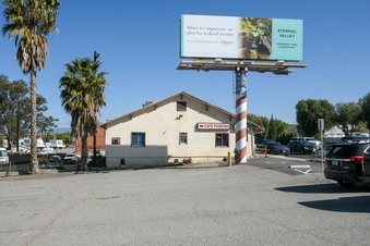 Enlarge photo 13