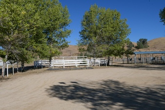Enlarge photo 18