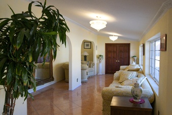 Enlarge photo 98
