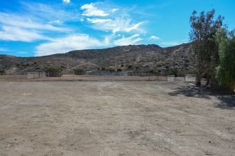 Enlarge photo 16