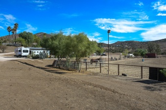 Enlarge photo 42