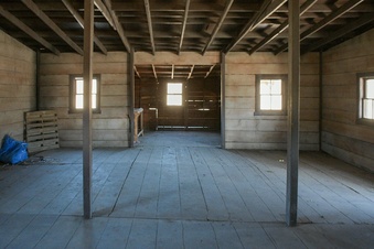 Enlarge photo 19