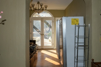 Enlarge photo 87