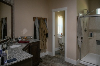 Enlarge photo 154