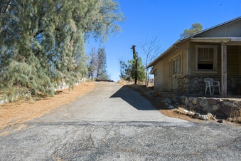 Enlarge photo 37