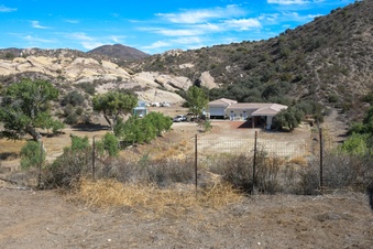 Enlarge photo 93