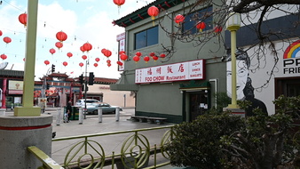 Enlarge photo 4