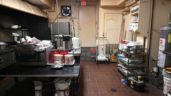 Enlarge photo 13