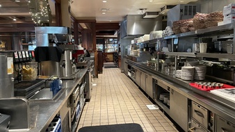 Enlarge photo 37