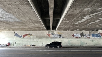 Enlarge photo 22