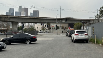 Enlarge photo 13