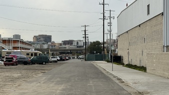 Enlarge photo 37