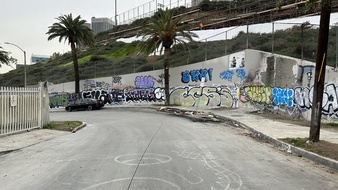 Enlarge photo 13