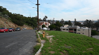 Enlarge photo 17