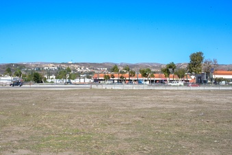 Enlarge photo 15