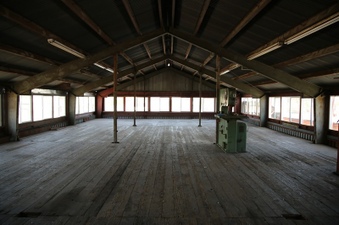 Enlarge photo 56