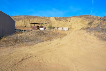 Enlarge photo 96