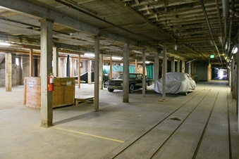 Enlarge photo 12