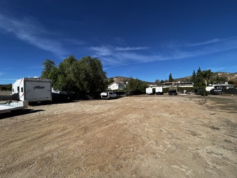 Enlarge photo 17