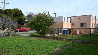 Enlarge photo 16