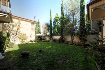 Enlarge photo 37