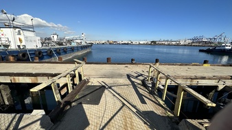 Enlarge photo 51