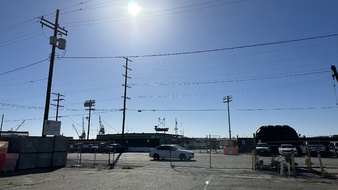 Enlarge photo 63