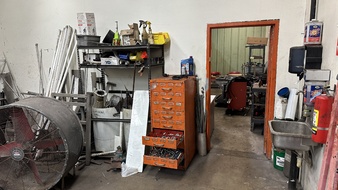 Enlarge photo 151