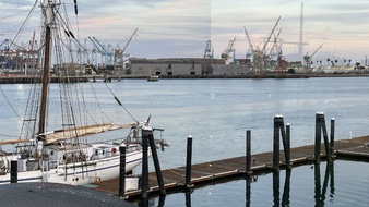 Enlarge photo 172