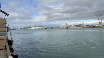 Enlarge photo 43
