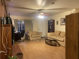 Enlarge photo 38
