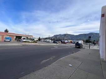 Enlarge photo 13