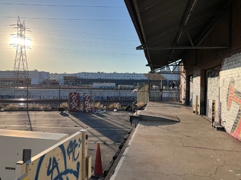 Enlarge photo 33