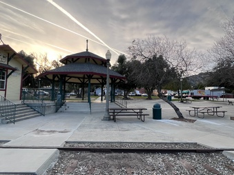 Enlarge photo 12