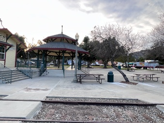 Enlarge photo 11