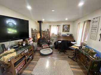 Enlarge photo 13