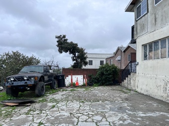 Enlarge photo 21