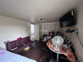 Enlarge photo 54