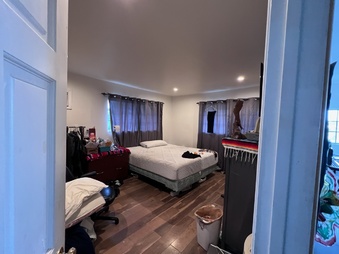 Enlarge photo 51